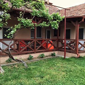 Villa “Eleon” Velyka Byyhan' Exterior photo